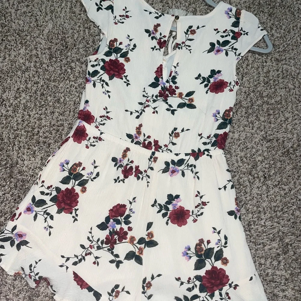 Romper - Picture 4 of 4
